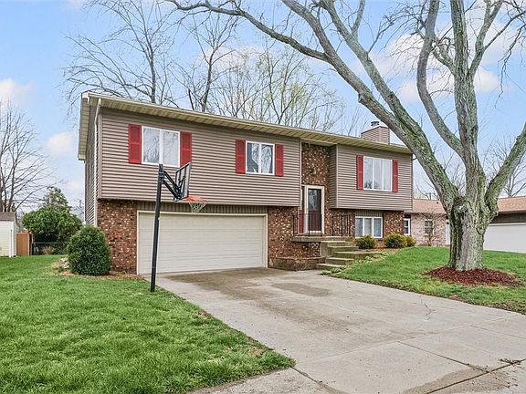 4th image of 831 S Jefferson Dr