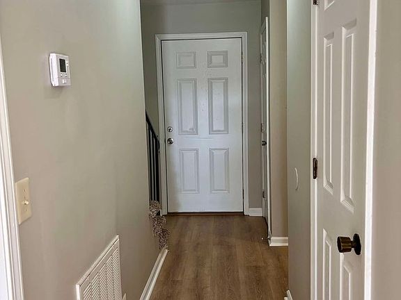 2nd image of 1717 Huntwood St