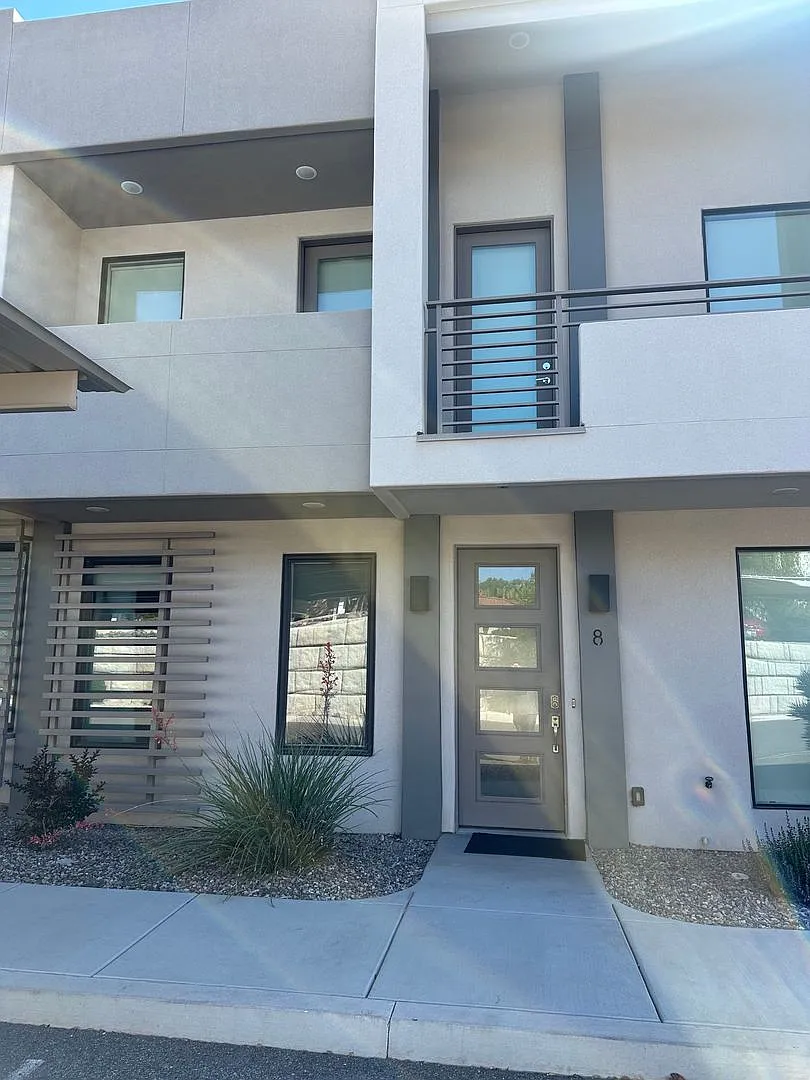 Beautiful Resort Home — Photo 1