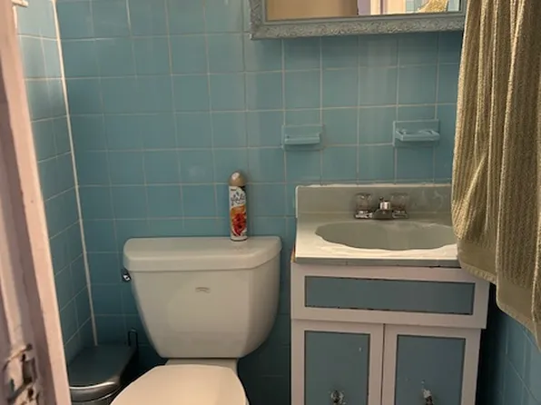 21-26 37th Street image 7 of 17