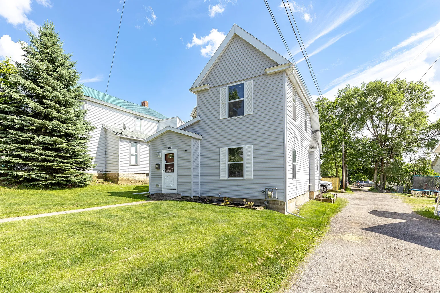 421 W Brown Ave photo 1