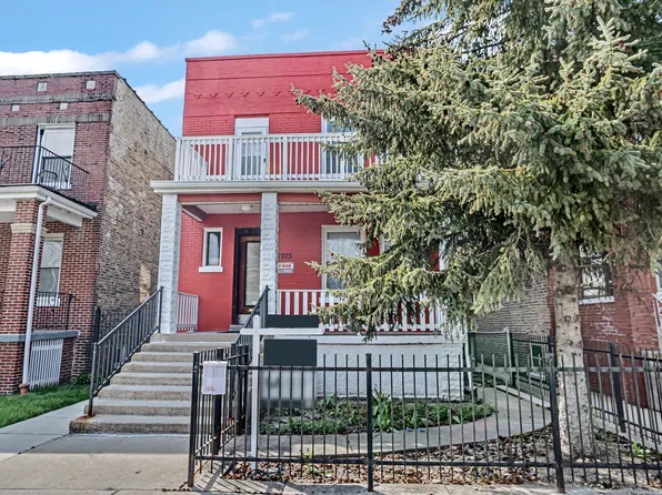 4925 W Henderson St, Chicago, IL 60641