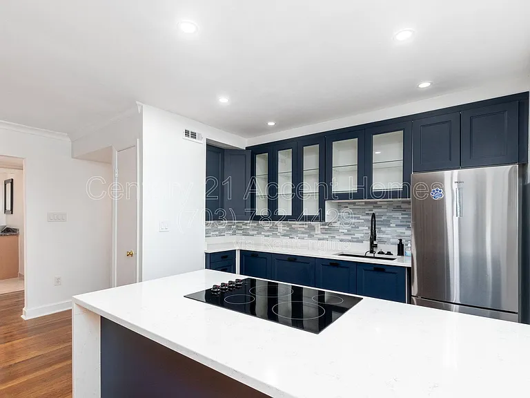 1303 S Walter Reed Dr #201 — Photo 15