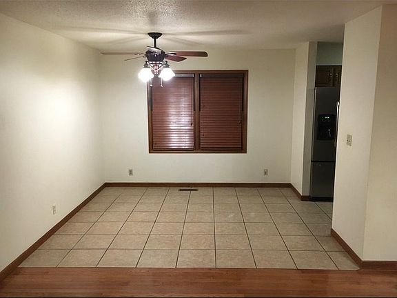 4th image of 1408 Bobette Ln