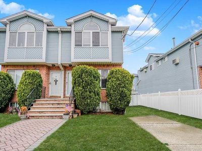 32 Kelly Blvd, Staten Island, NY, 10314