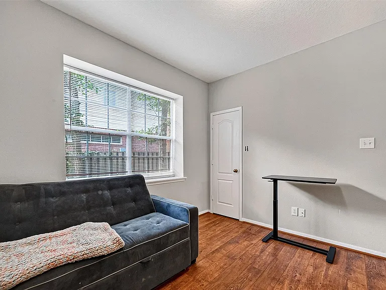 150 Wisteria Walk Cir — Photo 31