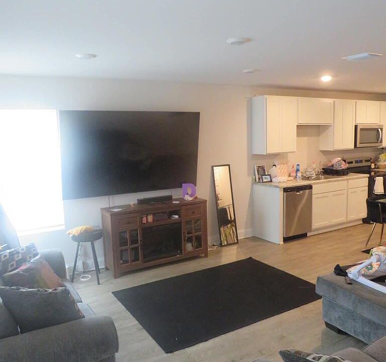 2nd image of 137 Wynn Ct