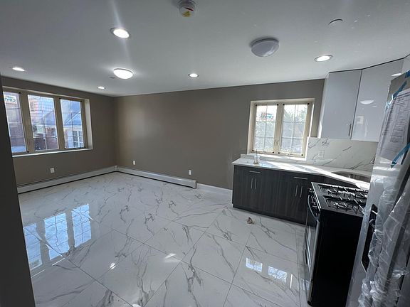 2nd image of 13422 Booth Memorial Ave Floor 2