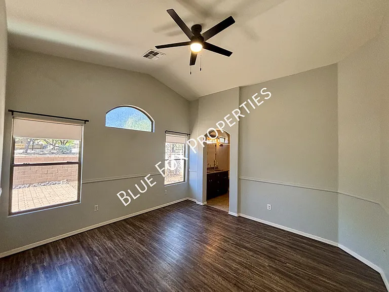 308 E Camino Limon Verde — Photo 8