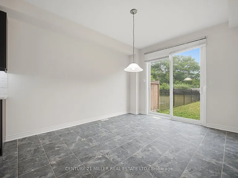 2455 Village Cmn — Photo 14