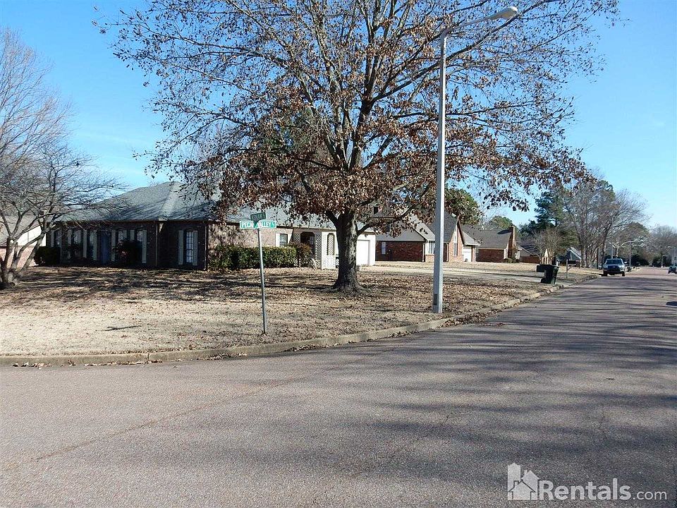 1st image of 660 Kenaw Dr