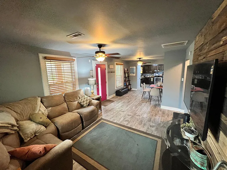 3803 Moss Rose Dr — Photo 4