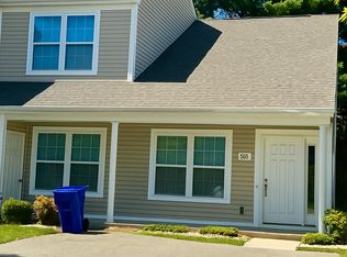 505 Pin Oak Dr NW, Christiansburg, VA 24073