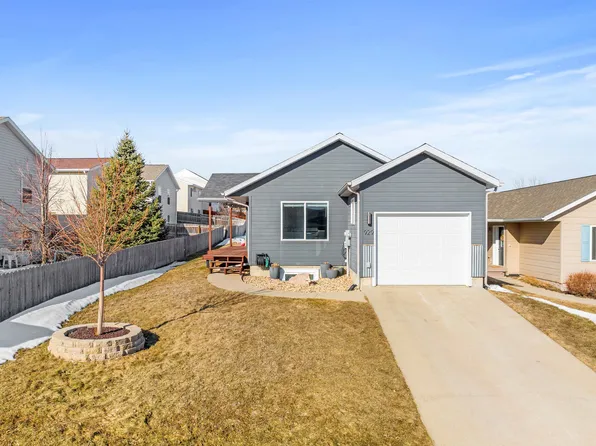 929 S 31st St, Spearfish, SD 57783