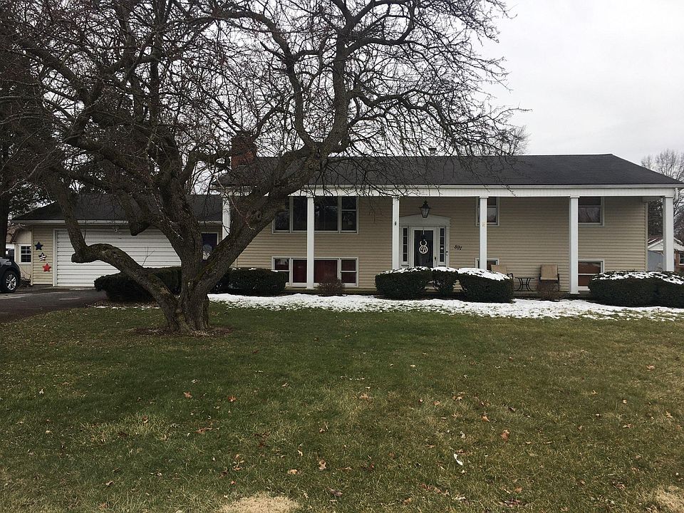 1st image of 891 Stephanie Dr