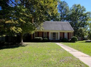 4002 Arcadia Ct, Fayetteville, NC 28311