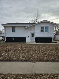 1203 Avenue O, Carter Lake, IA, 51510