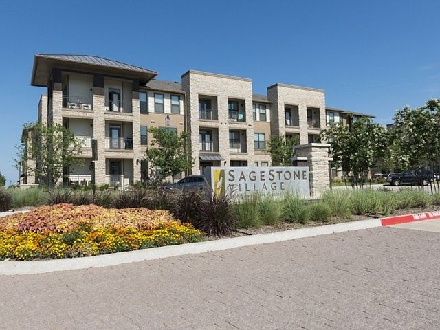 Building Photo 2