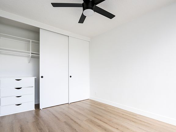 4th image of 4727 Beverly Blvd #4723U1