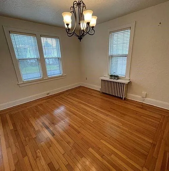 126 W Randall Ave — Photo 8