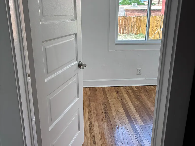 813 Marquette Ave NW #2 — Photo 11