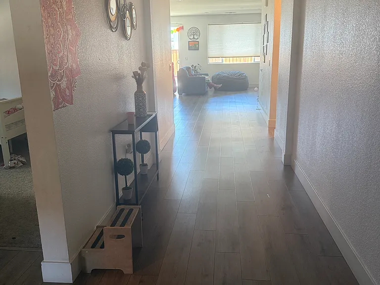 2020 Petunia Dr — Photo 2