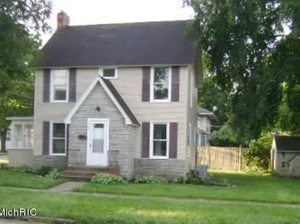 922 Regent St, Niles, MI 49120