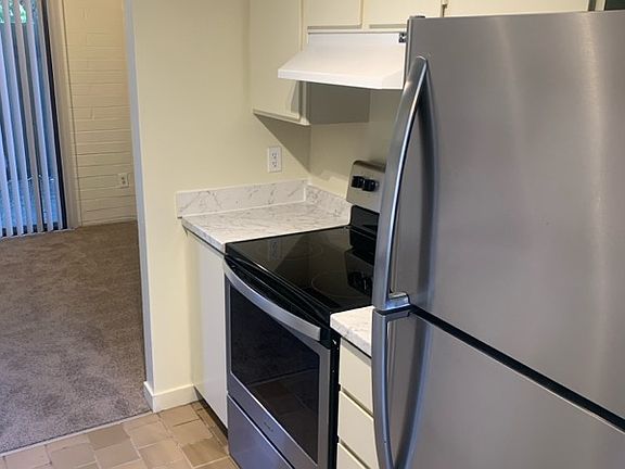4th image of 1609 1st St #5