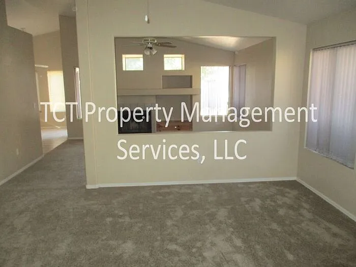 3 bed, 2.0 bath, 1509 sqft, $1,995 — Photo 2