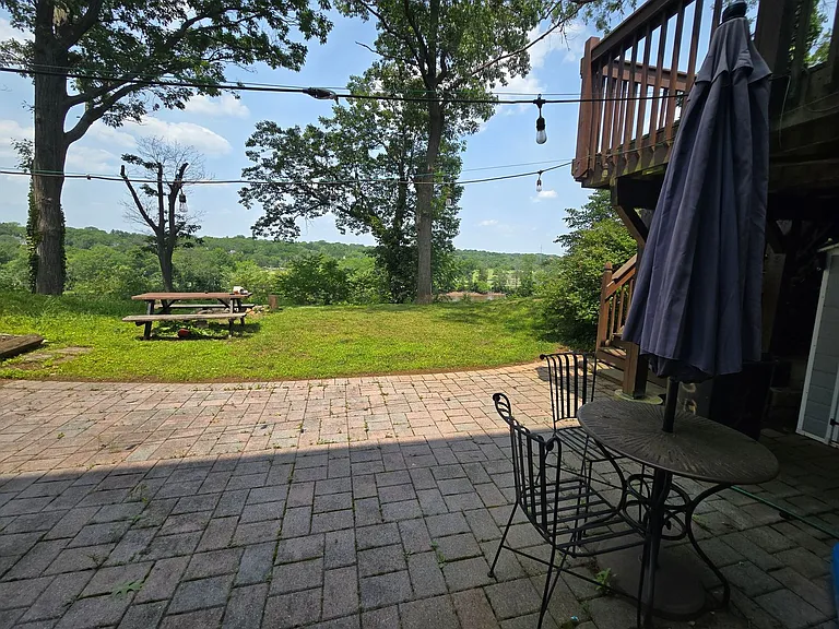15 Carpender Rd — Photo 34