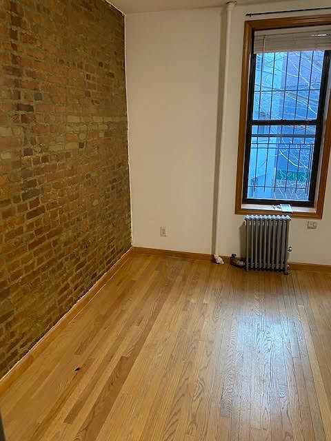 2nd image of 702 Washington Ave #2A