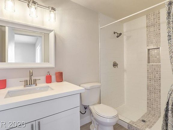 4th image of 4113 W Oakey Blvd