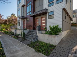 5044 A Sand Point Pl NE, Seattle, WA 98105