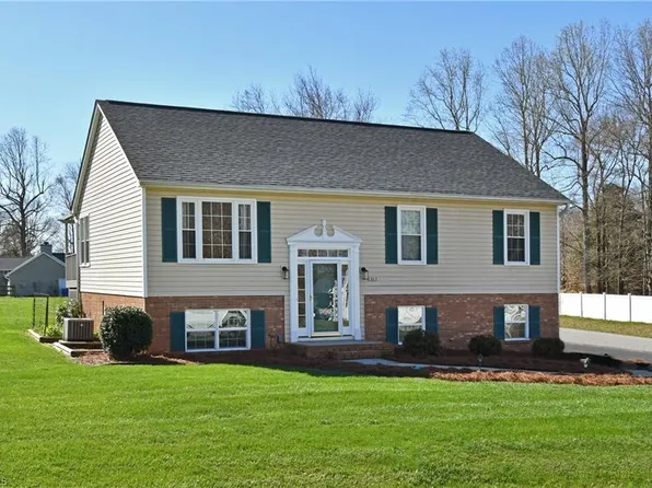 6365 River Crest Dr, Clemmons, NC 27012
