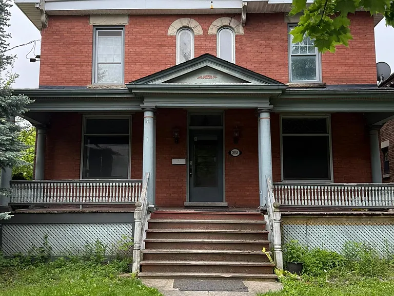203 Elmwood Ave E #MAIN — Photo 19