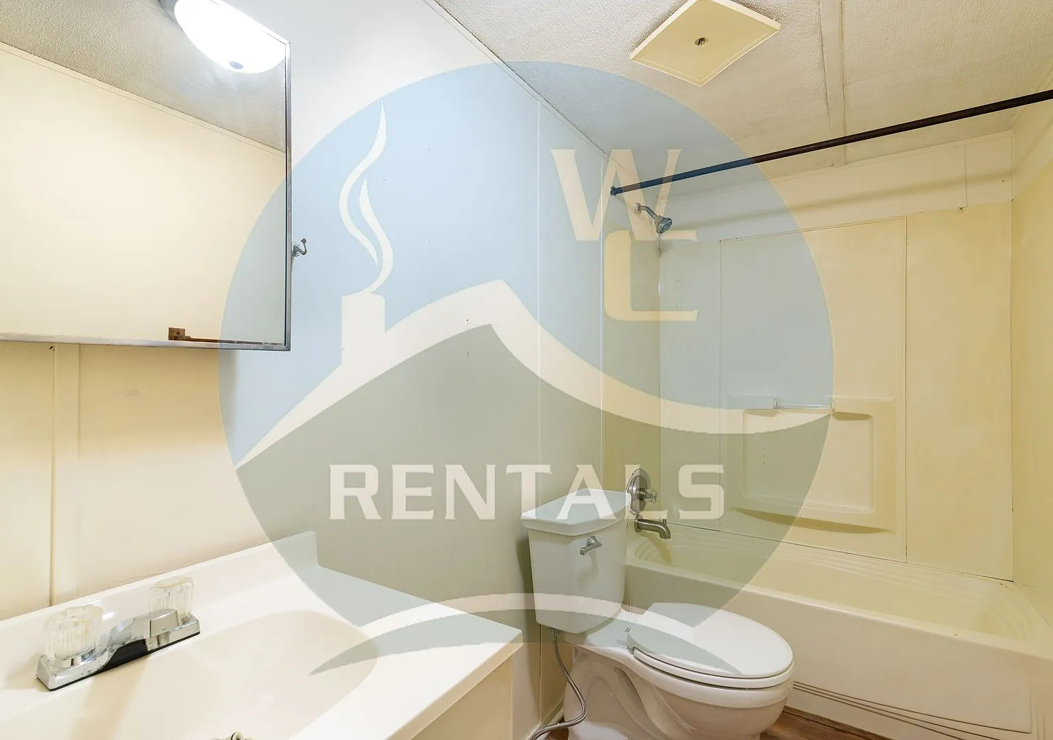 Discover this 2 bedroom, 2 bath Clayton modular home in Sylva, NC. available now for year-long le... — Photo 4