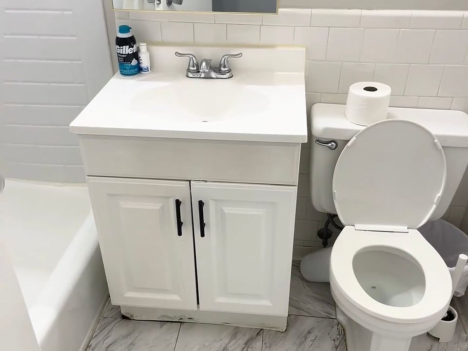 2nd image of 3716 N Rosser St APT 204