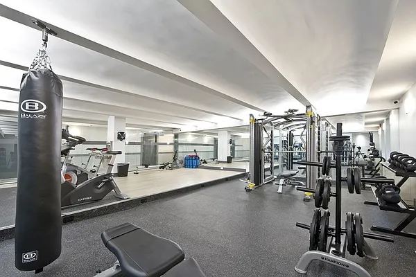 Rented by Bold New York | media 13