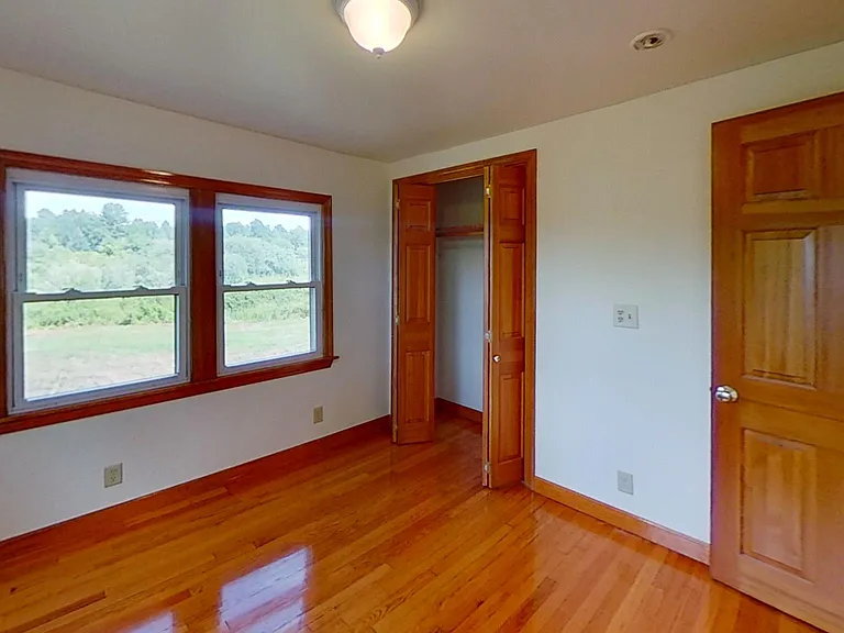 127 Potwine Ln — Photo 8