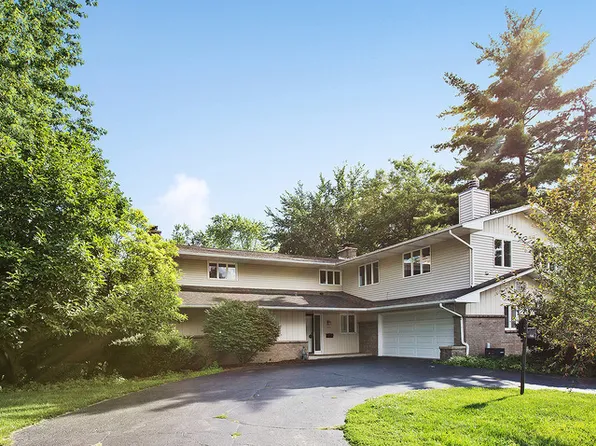 1516 Southlawn Pl, Aurora, IL 60506