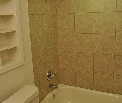 5th image of 3121 Western Dr