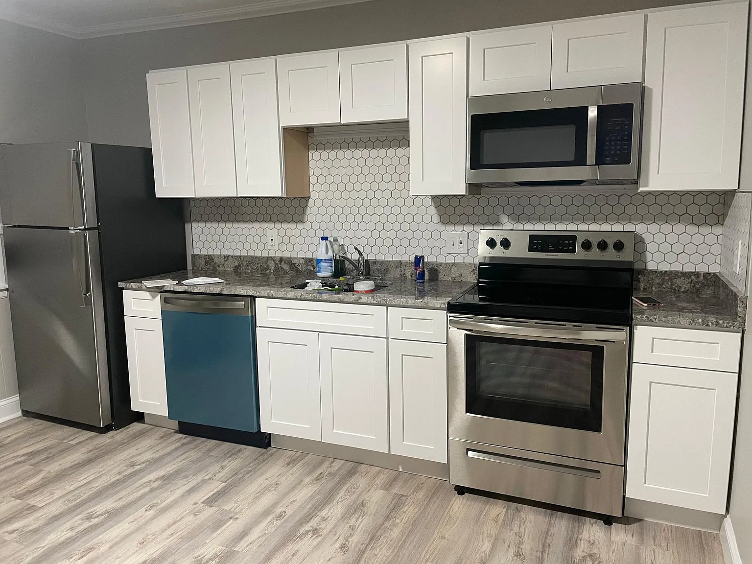 2 bed, 1560 sqft, $2,400 — Photo 2