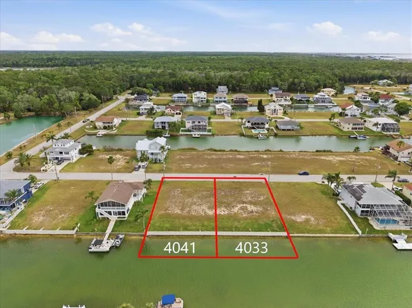 4041 Triggerfish Dr #4, Spring Hill, FL 34607