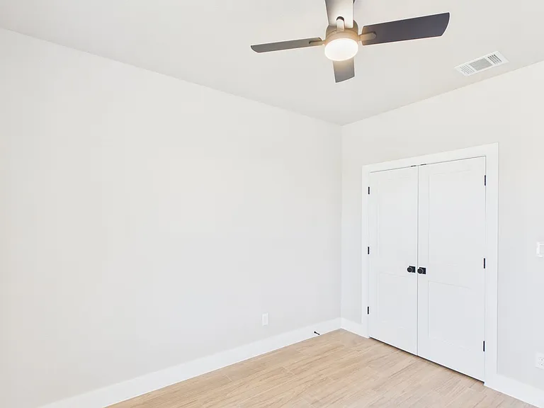 110 Parlin Ln — Photo 21