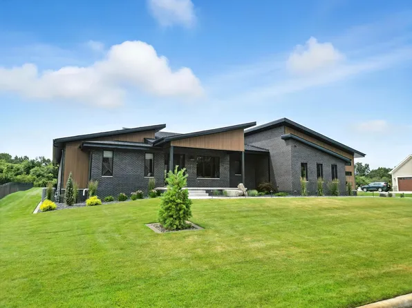 4137 167th Ave, Lowell, IN 46356