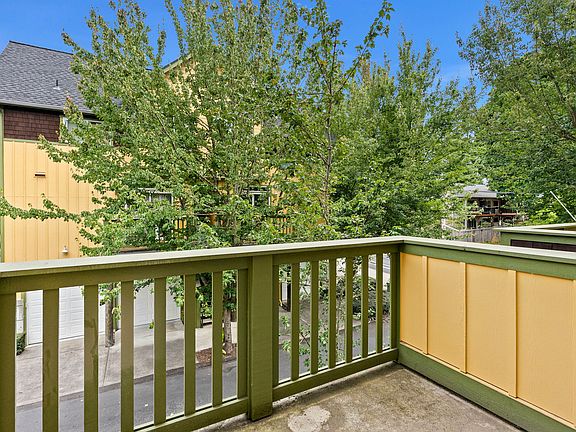 5th image of 101 Sadie Ln NW #B