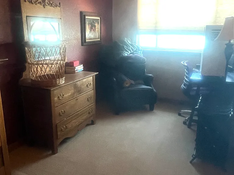 Whiskey Jack Cir — Photo 18
