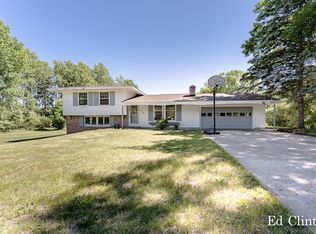 14788 Leonard Rd, Spring Lake, MI 49456