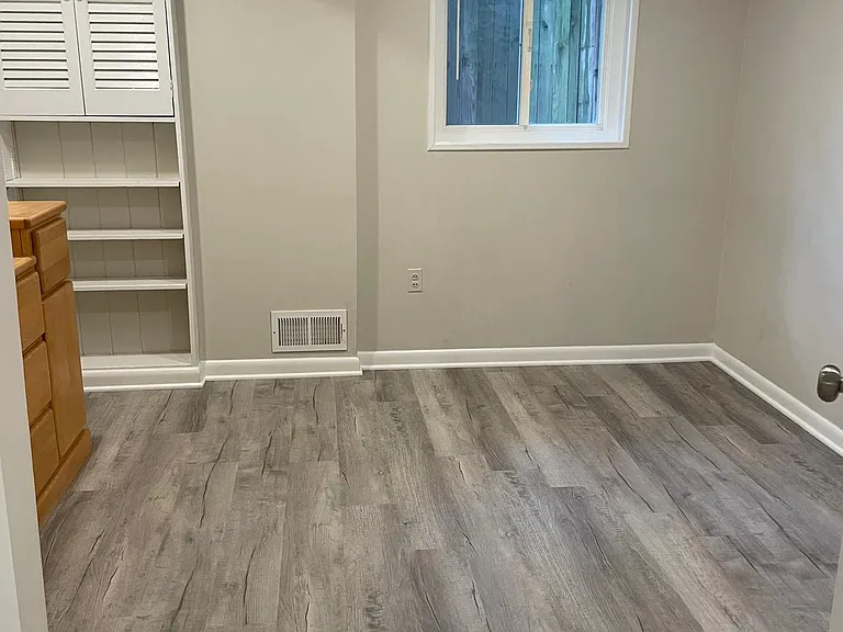 6207 Landon Ln — Photo 16