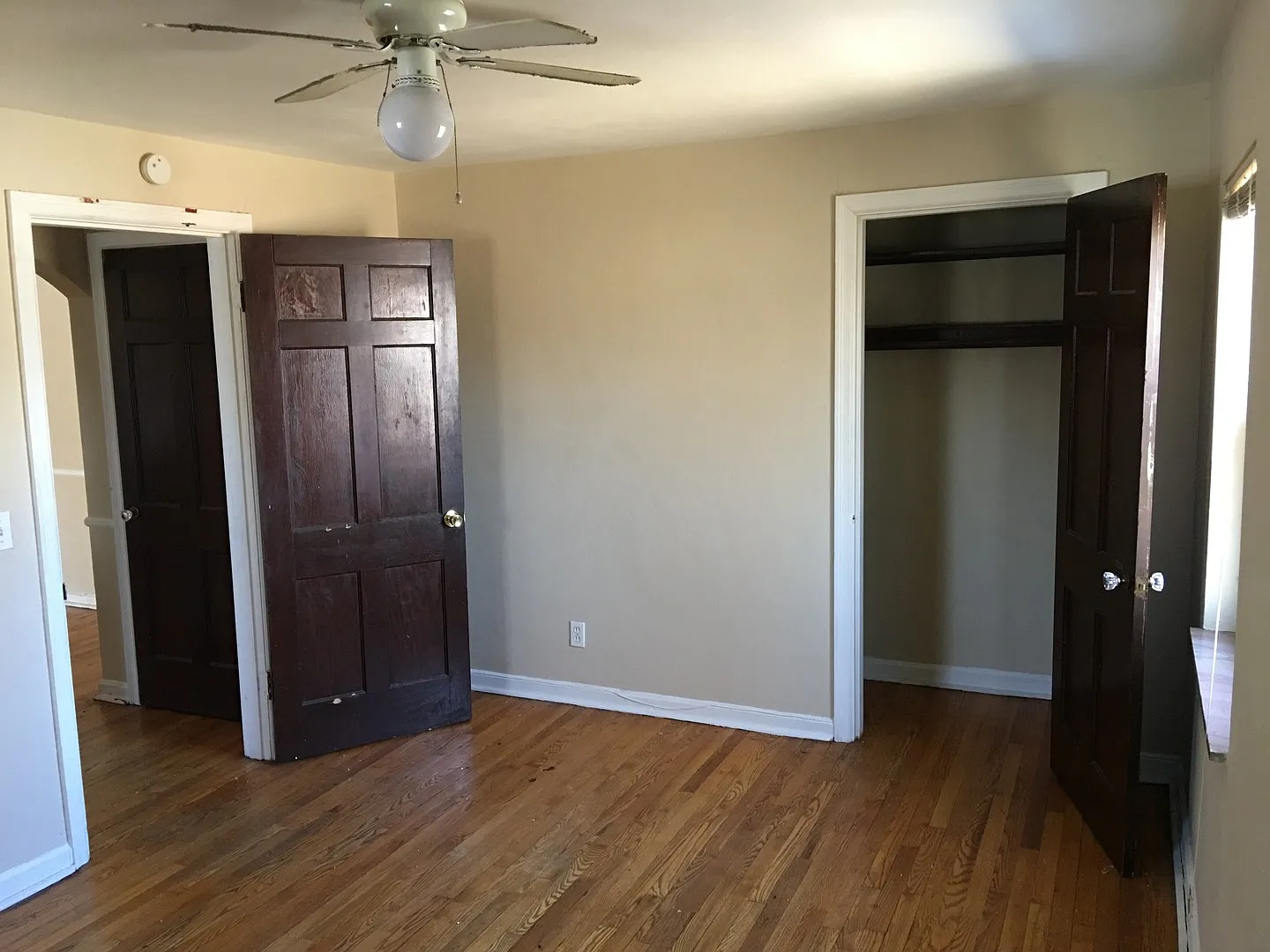 1116 Franklin Ave — Photo 2